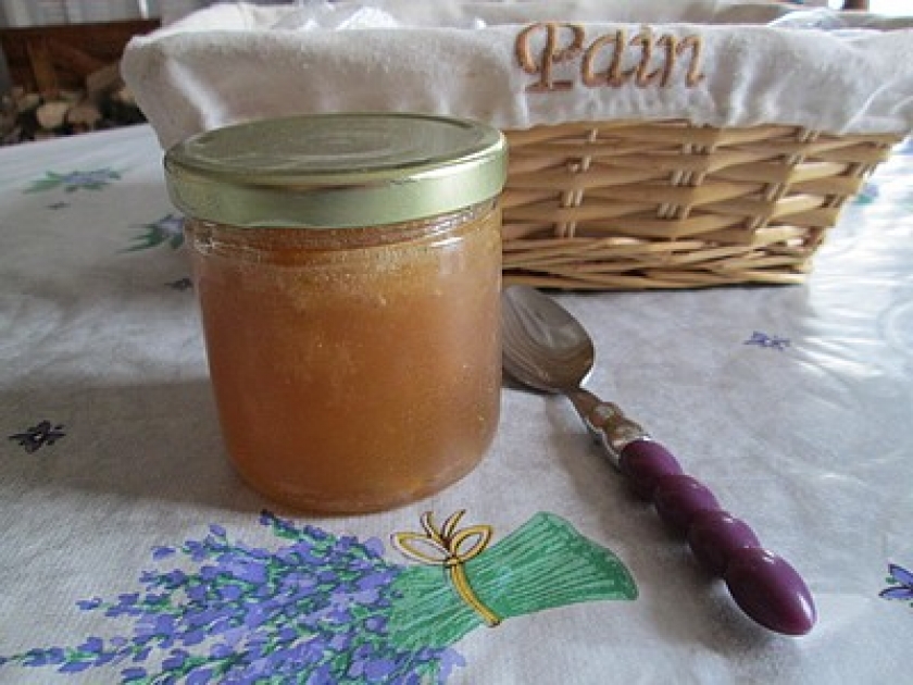 La gelée de rhubarbe : une délicieuse recette La gelée de rhubarbe : une délicieuse recette