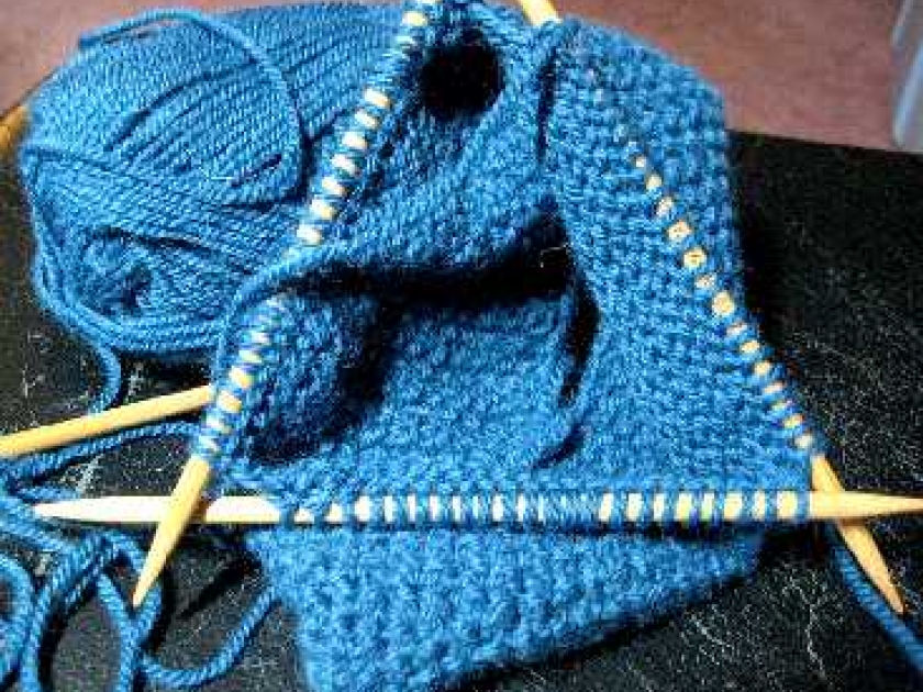 tricoter benevolement