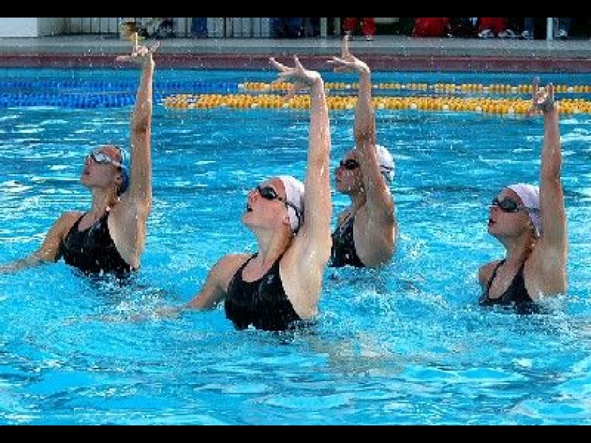 La natation synchronisée : une activité sportive et artistique La natation synchronisée : une activité sportive et artistique