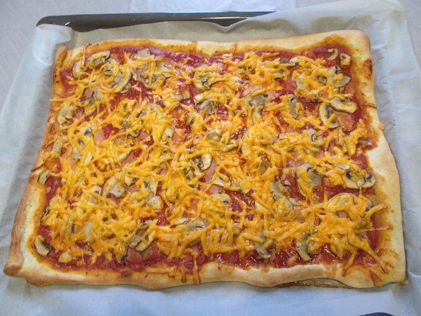 La pizza jambon mimolette : une recette facile La pizza jambon mimolette : une recette facile