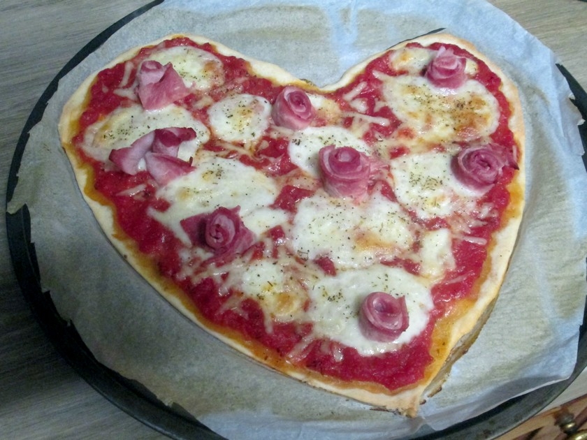 La pizza spéciale Saint-Valentin : une recette facile La pizza spéciale Saint-Valentin : une recette facile