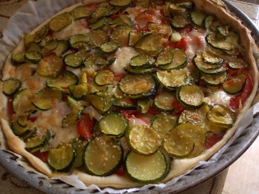La pizza végétarienne aux courgettes : une recette facile La pizza végétarienne aux courgettes : une recette facile