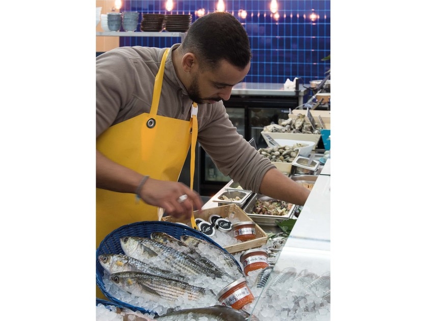 La Reine Mer : un nouveau concept de poissonnerie et restaurant à Paris La Reine Mer : un nouveau concept de poissonnerie et restaurant à Paris