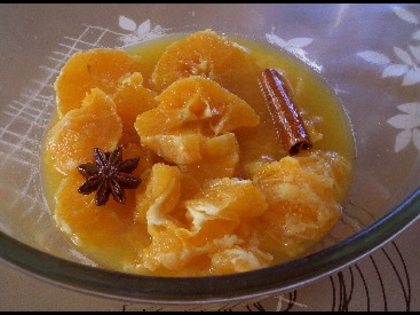 La salade d'oranges au miel et aux épices : une recette facile La salade d'oranges au miel et aux épices : une recette facile