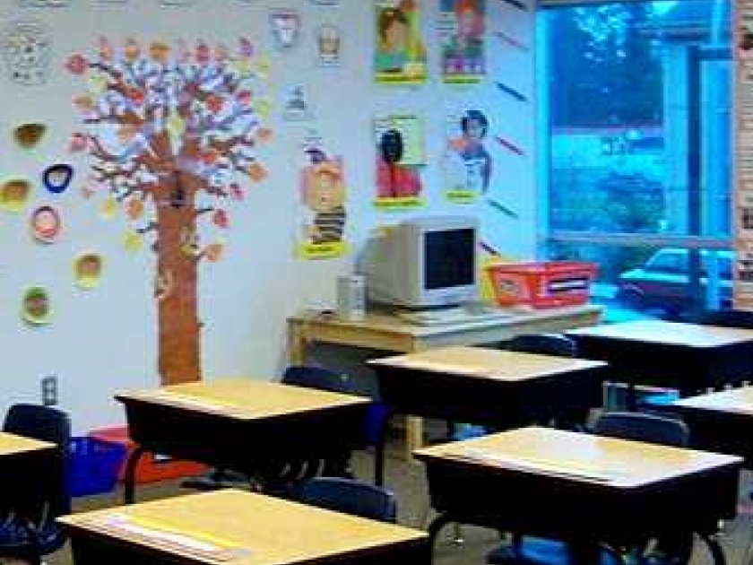 La semaine de 5 jours à l'école : une réforme controversée La semaine de 5 jours à l'école : une réforme controversée