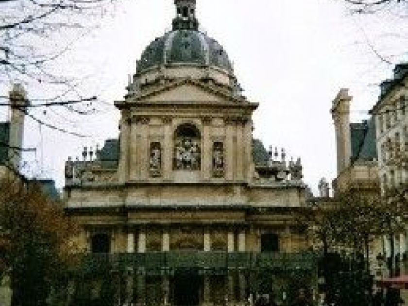 La Sorbonne, du XIIIème siècle à nos jours La Sorbonne, du XIIIème siècle à nos jours