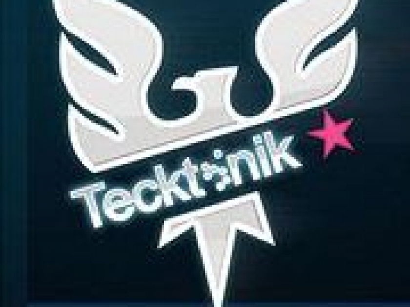 La tecktonik : la danse qui cartonne sur les dancefloors La tecktonik : la danse qui cartonne sur les dancefloors