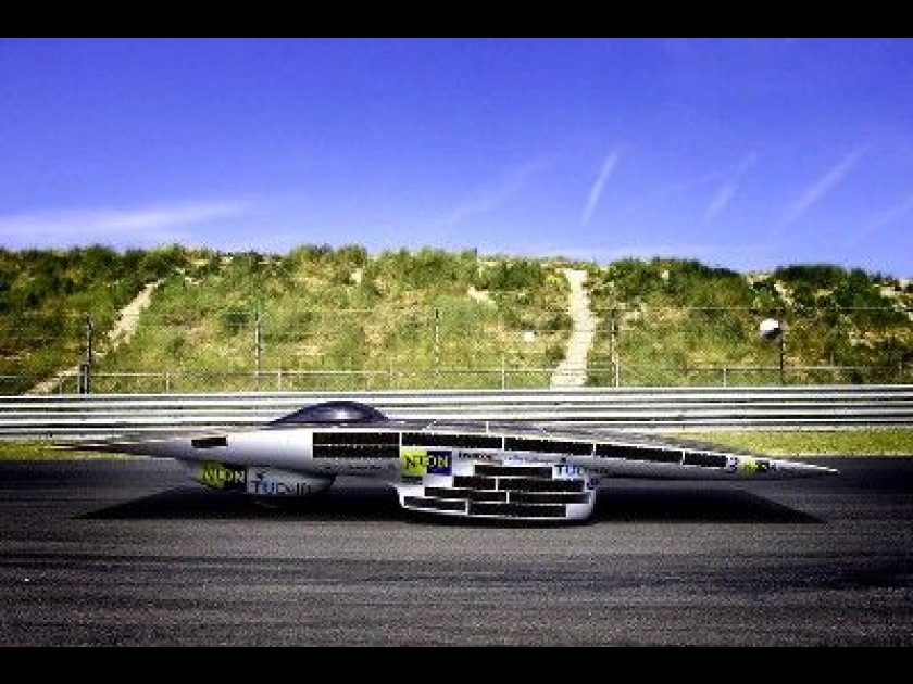 La voiture solaire : un défi technologique La voiture solaire : un défi technologique