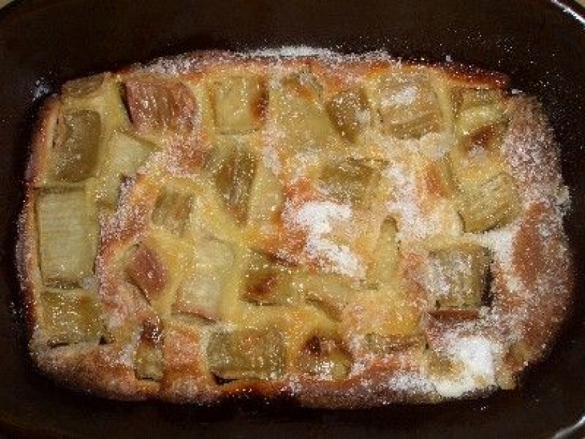 Le clafoutis à la rhubarbe : un dessert gourmand Le clafoutis à la rhubarbe : un dessert gourmand