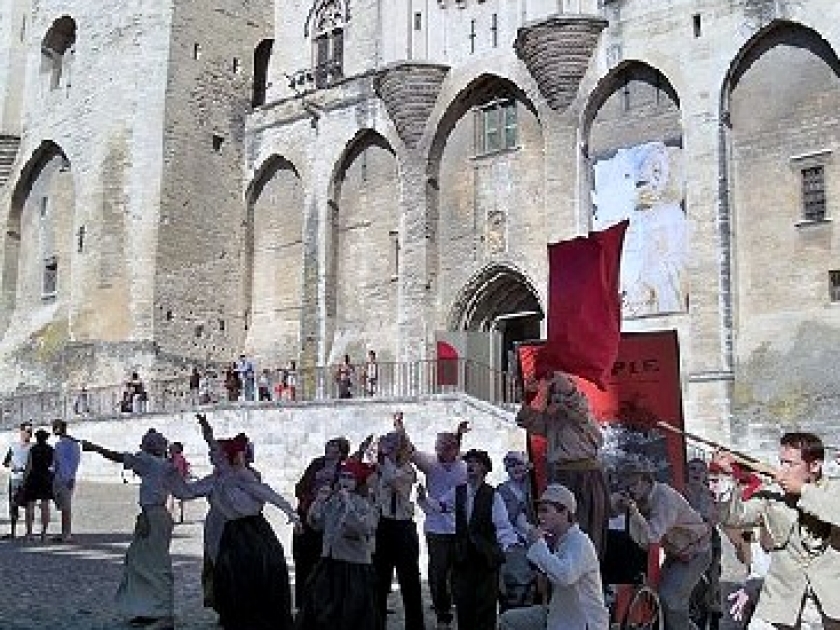 Le festival d’Avignon : présentation et histoire Le festival d’Avignon : présentation et histoire