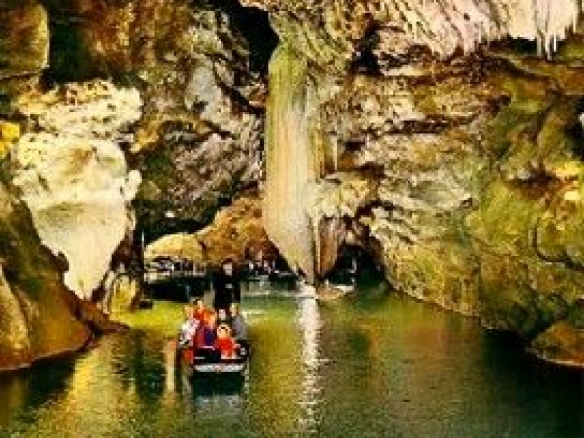 Le gouffre de Padirac : un site spectaculaire Le gouffre de Padirac : un site spectaculaire