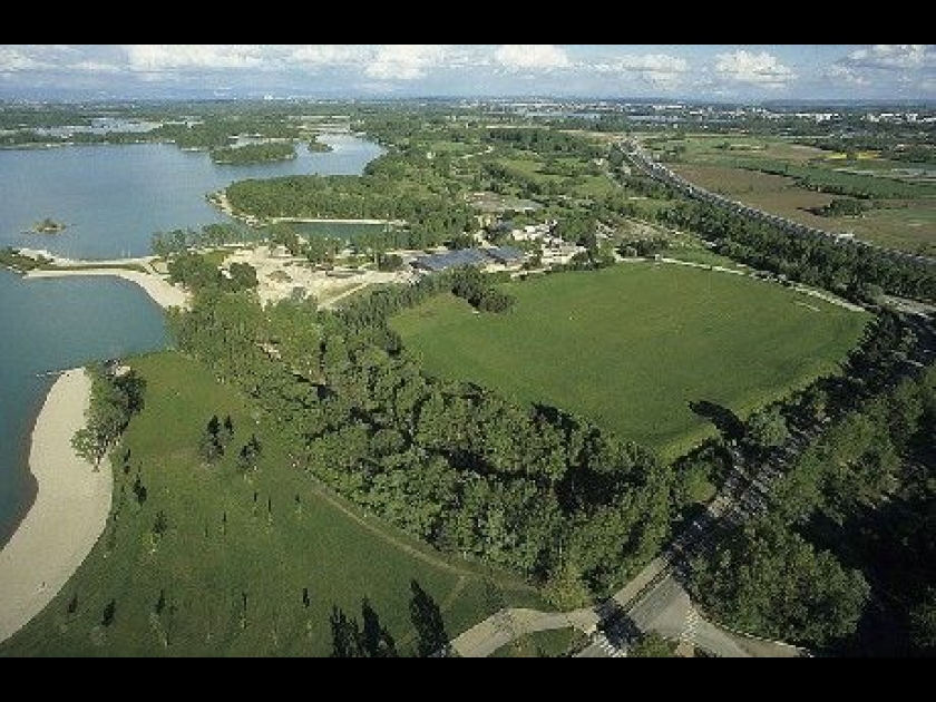Le Grand Parc Miribel Jonage  un parc de loisirs près de Lyon