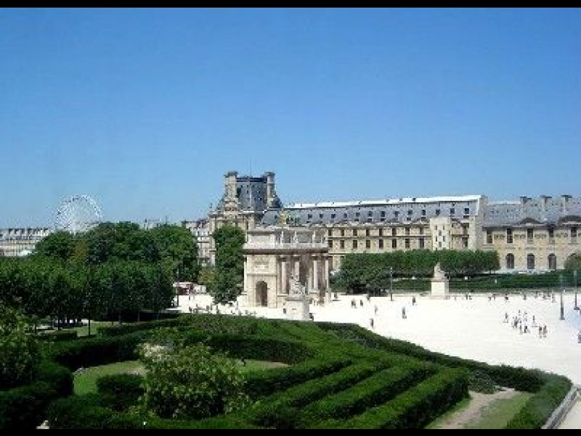 Le Jardin des Tuileries : l'écrin de verdure du Louvre Le Jardin des Tuileries : l'écrin de verdure du Louvre