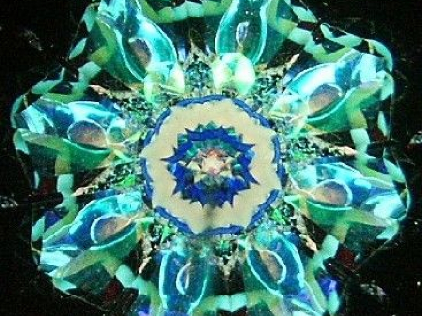 Le kaléidoscope : un jouet fascinant Le kaléidoscope : un jouet fascinant