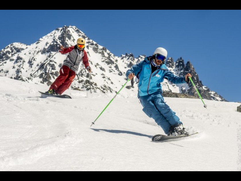 Le monoski fait son retour sur les pistes Le monoski fait son retour sur les pistes