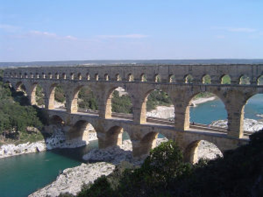 Le Pont du Gard Le Pont du Gard