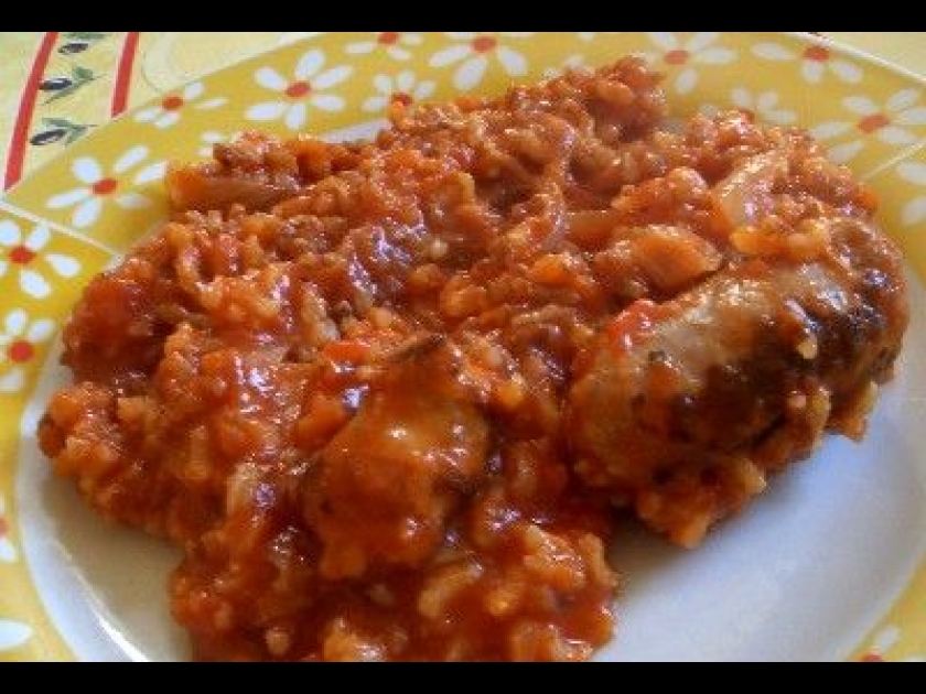 Le risotto à la saucisse : une recette savoureuse Le risotto à la saucisse : une recette savoureuse
