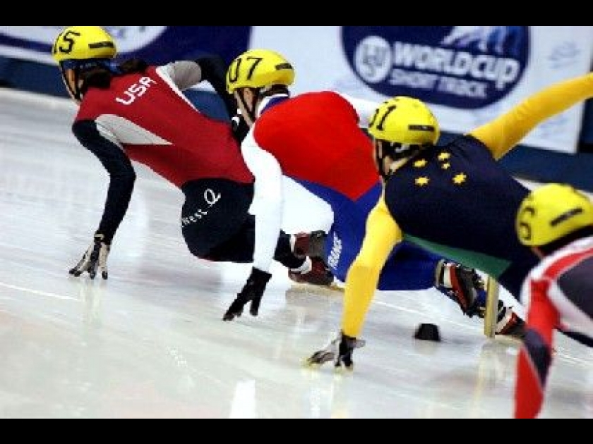 Le short track : règles et caractéristiques Le short track : règles et caractéristiques