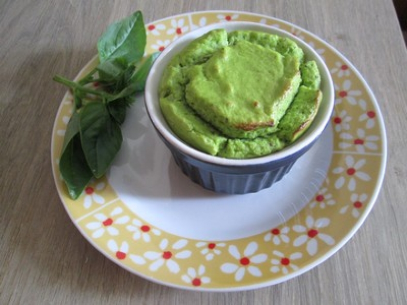 Le soufflé de petits pois au basilic : une recette gourmande Le soufflé de petits pois au basilic : une recette gourmande