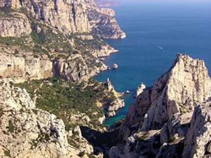 Les Calanques de Marseille : un site magique Les Calanques de Marseille : un site magique