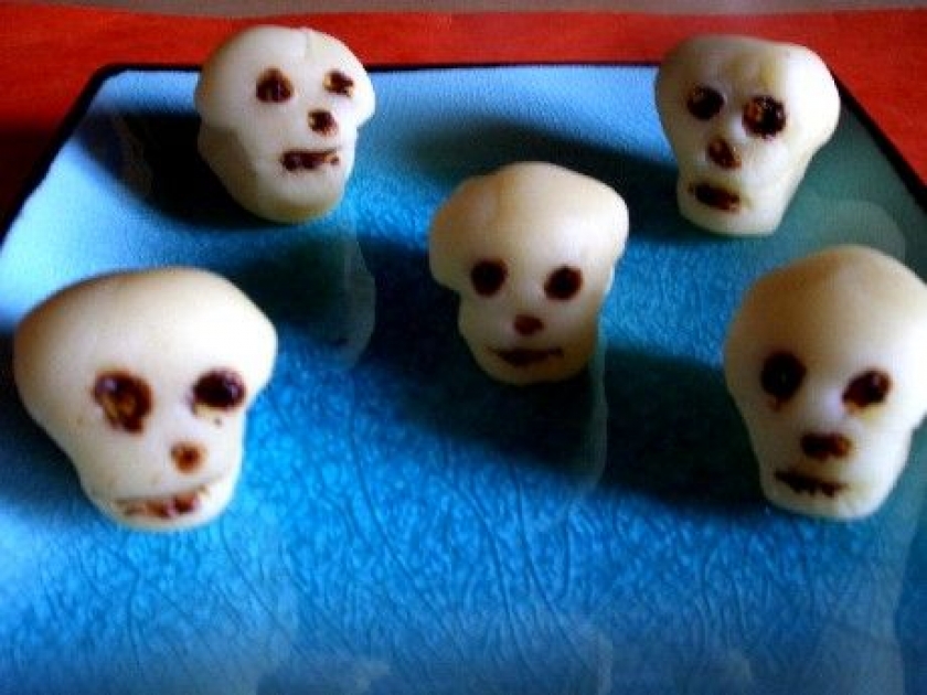 Les crânes en pâte d'amandes : des friandises pour Halloween Les crânes en pâte d'amandes : des friandises pour Halloween