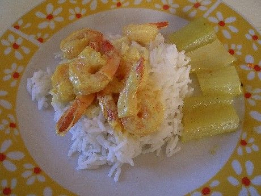 Les crevettes au curry et céleri : une recette raffinée Les crevettes au curry et céleri : une recette raffinée