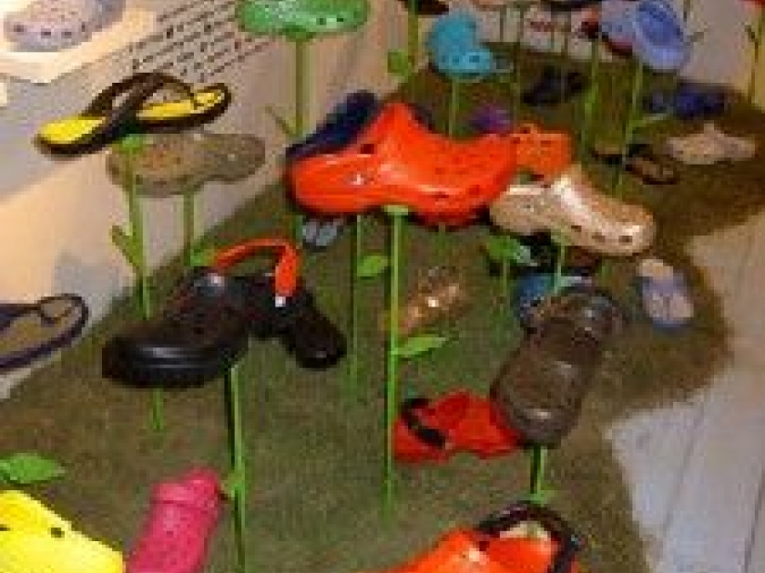 Les Crocs, chaussures tendance à la plage comme à la ville Les Crocs, chaussures tendance à la plage comme à la ville