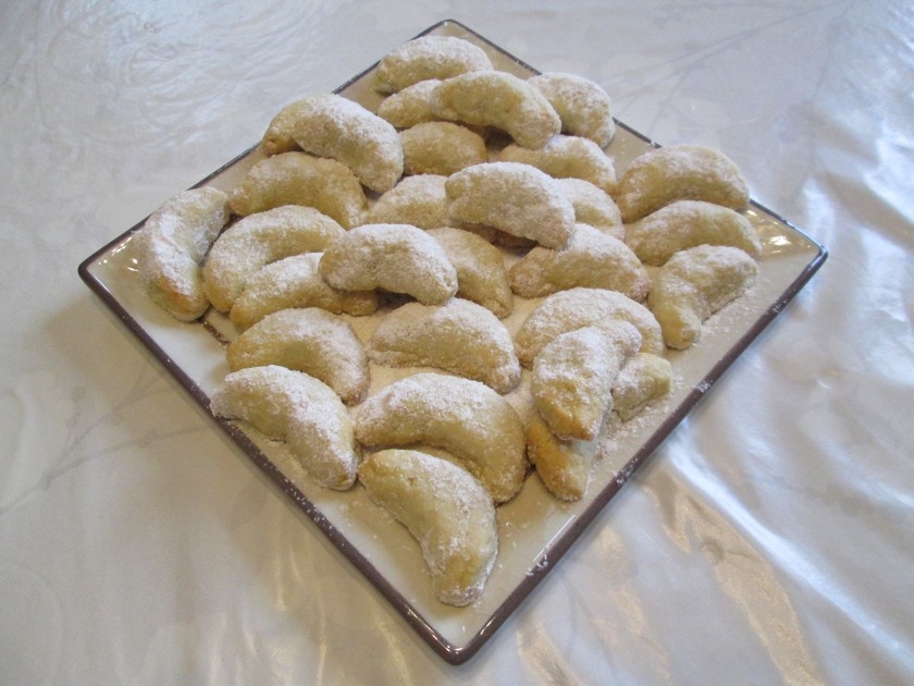 Les croissants de lune aux amandes : une recette de biscuits facile Les croissants de lune aux amandes : une recette de biscuits facile