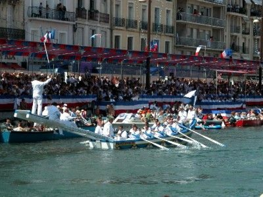 Les joutes sétoises Les joutes sétoises