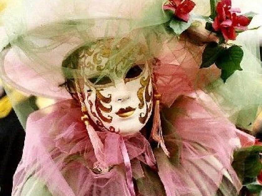 Les masques de Carnaval : origines et histoire Les masques de Carnaval : origines et histoire
