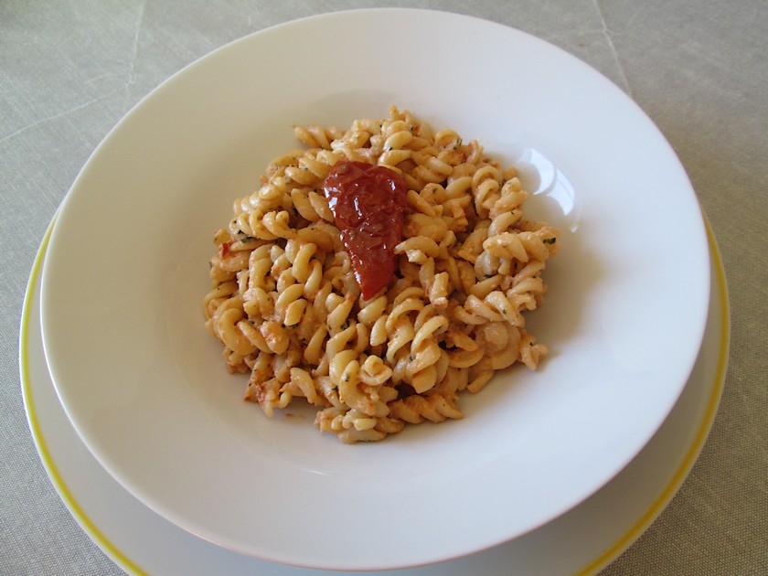 Les pâtes à la ricotta et aux tomates séchées : une recette facile Les pâtes à la ricotta et aux tomates séchées : une recette facile