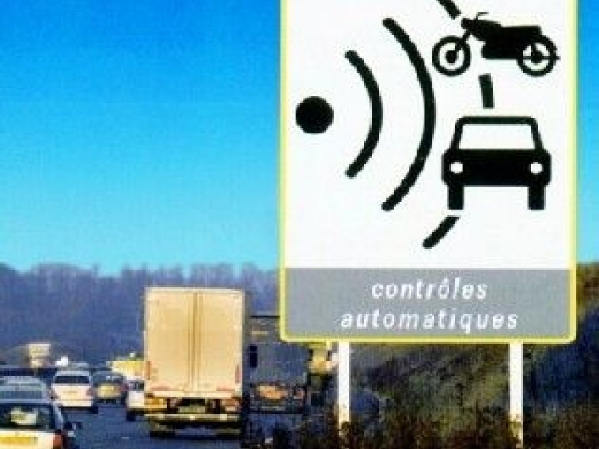 Les radars de tronçon : bientôt sur les routes ? Les radars de tronçon : bientôt sur les routes ?