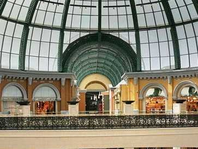 Mall of the Emirates : un magasin monumental à Dubaï Mall of the Emirates : un magasin monumental à Dubaï