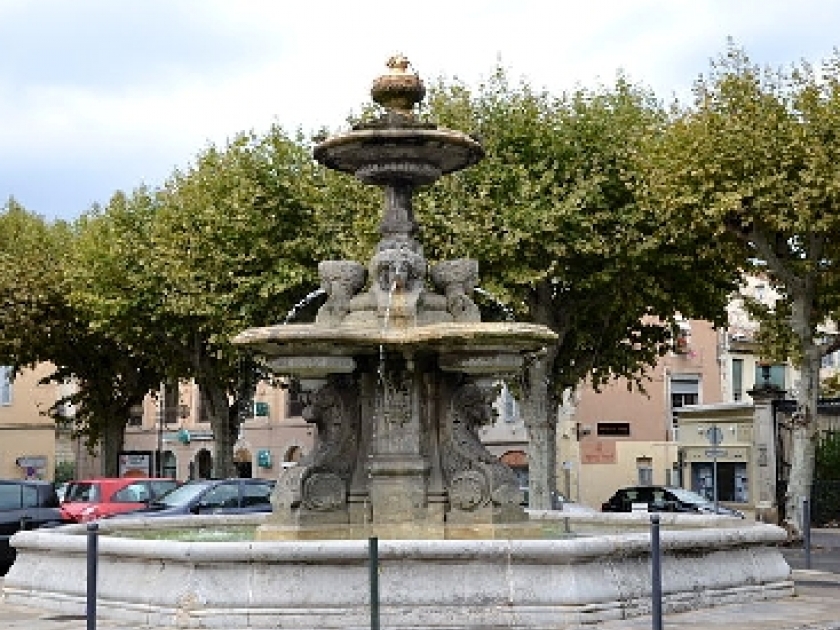 Montélimar : une ville pittoresque en Drôme Provençale Montélimar : une ville pittoresque en Drôme Provençale