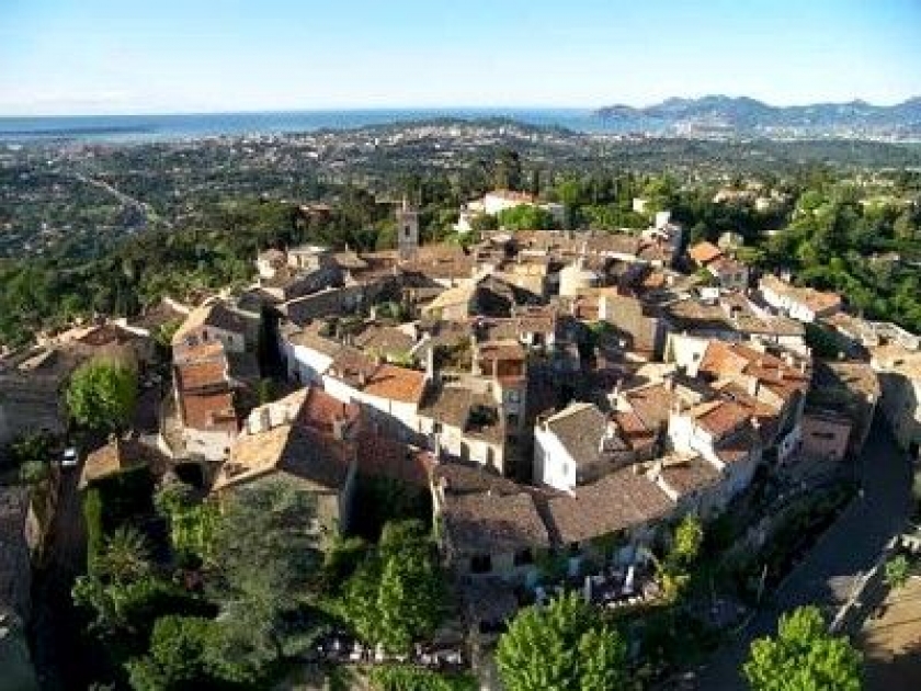 Mougins : un charmant village près de Cannes Mougins : un charmant village près de Cannes