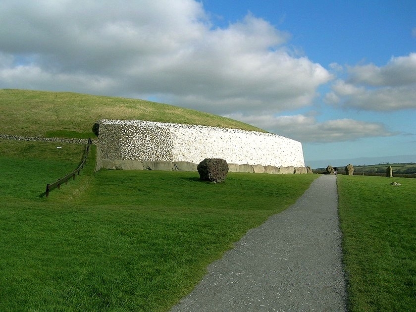 Newgrange : un site chargé d'histoire en Irlande Newgrange : un site chargé d'histoire en Irlande
