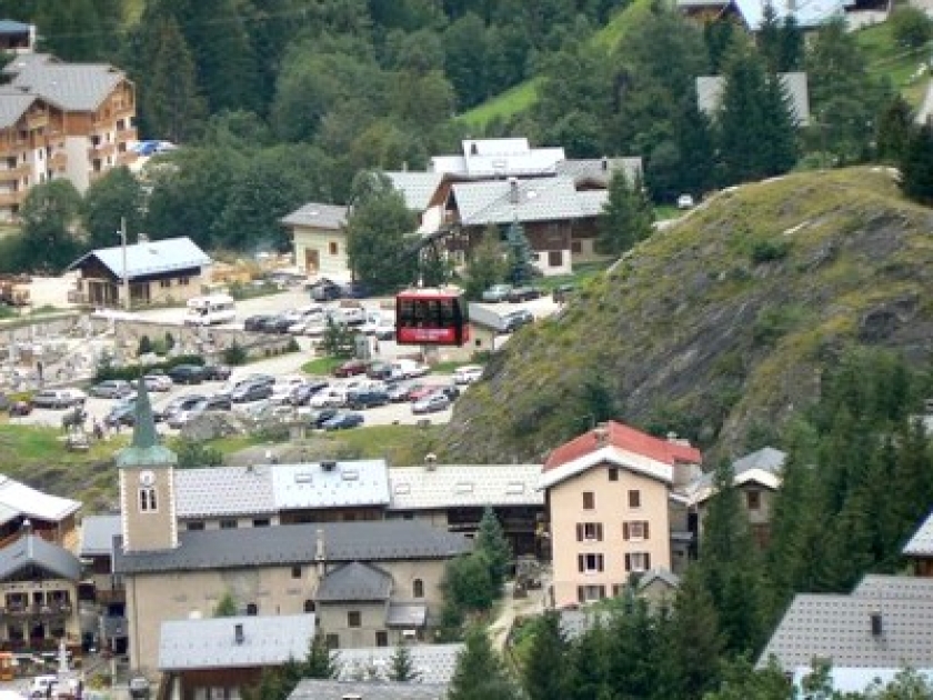 Pralognan-la-Vanoise : une station familiale et nature en Savoie Pralognan-la-Vanoise : une station familiale et nature en Savoie