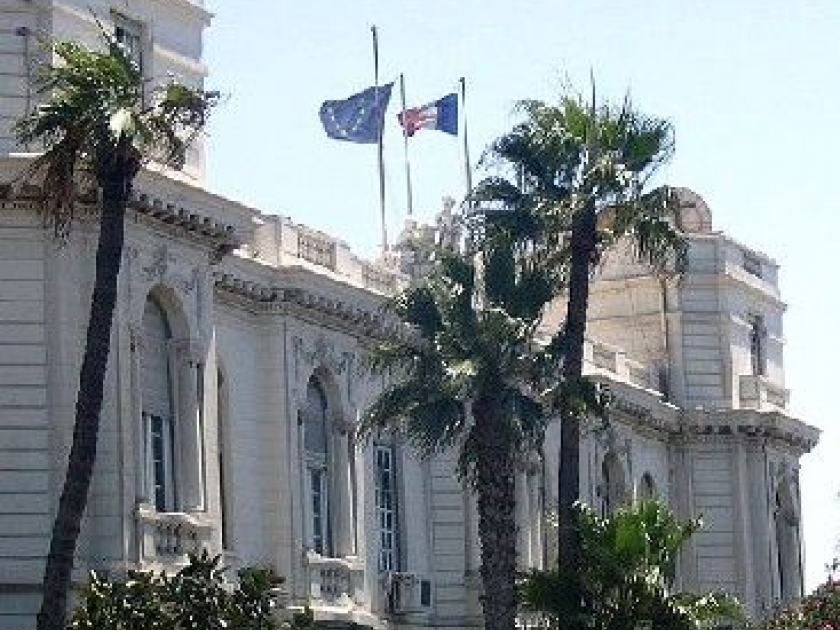 Quel est le rôle d'un consulat ? Quel est le rôle d'un consulat ?