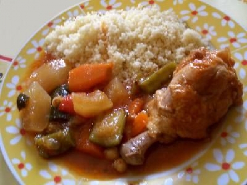 Recette du couscous au poulet : un plat complet et léger Recette du couscous au poulet : un plat complet et léger