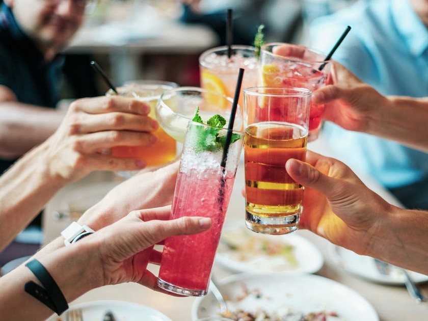 Régime : pourquoi l'alcool fait-il grossir ? Régime : pourquoi l'alcool fait-il grossir ?
