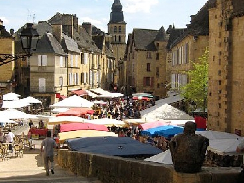 Sarlat : la capitale du Périgord noir Sarlat : la capitale du Périgord noir