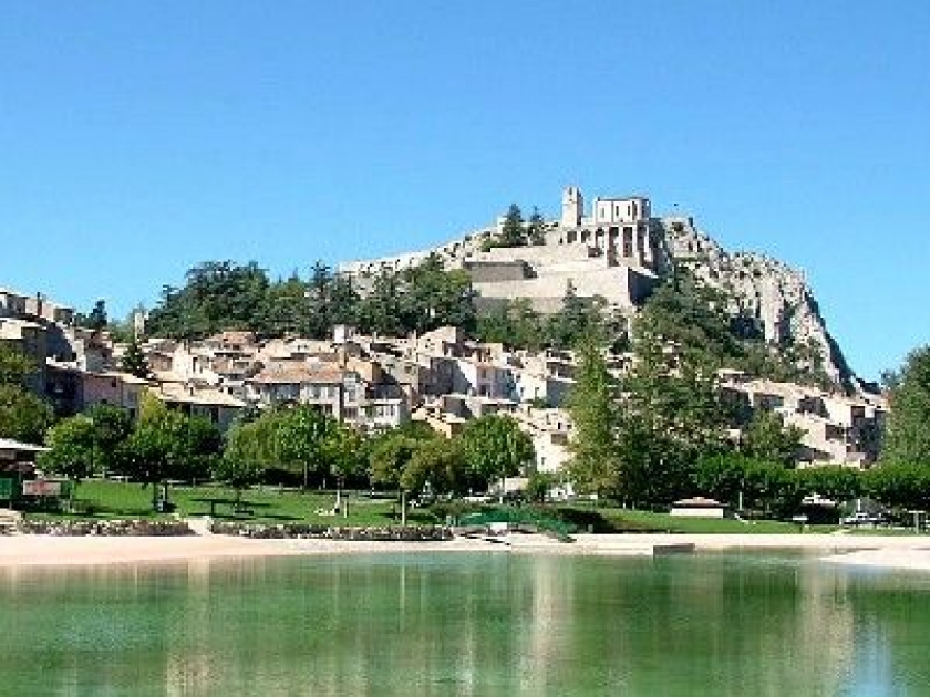 Sisteron : la Porte de la Provence Sisteron : la Porte de la Provence