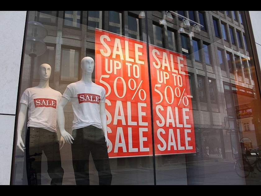 Soldes : quel est l'impact de la mode sur l'environnement ? Soldes : quel est l'impact de la mode sur l'environnement ?