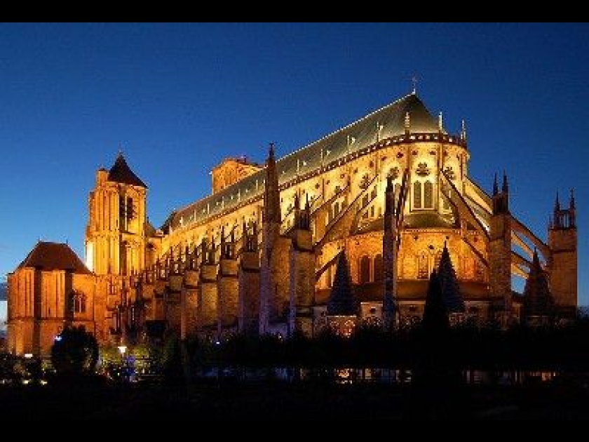 Visiter Bourges et ses alentours Visiter Bourges et ses alentours