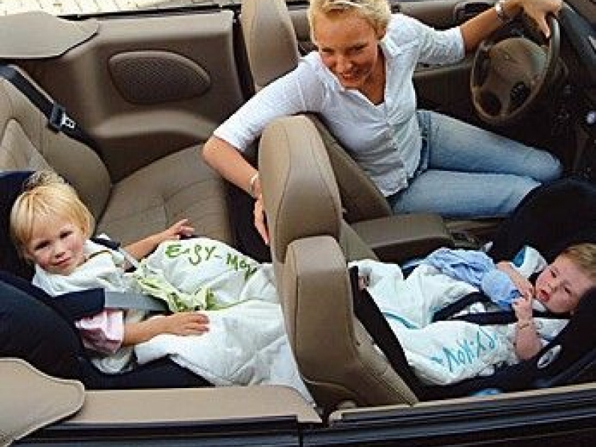 Voyager avec un bébé : conseils et précautions à prendre Voyager avec un bébé : conseils et précautions à prendre