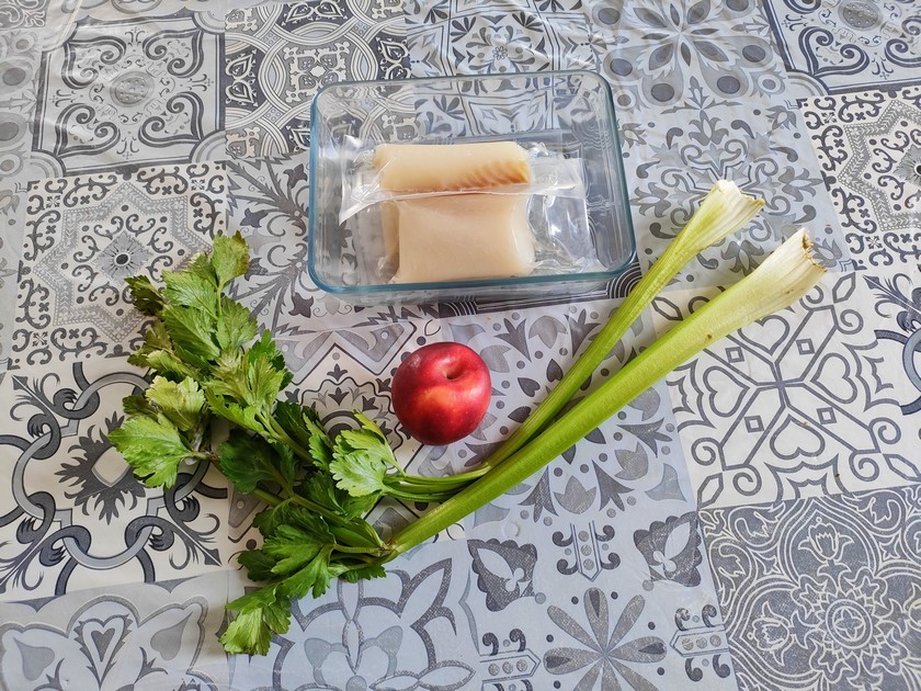 La papillote de poisson blanc au céleri et à la pomme : une recette légère