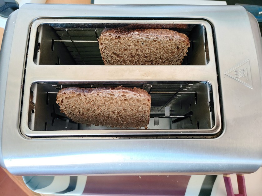 tartines dans le grille-pain