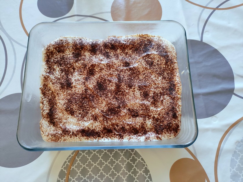 tiramisu saupoudré de cacao