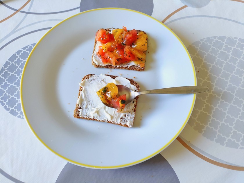 montage des bruschettas crues