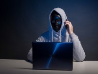 Arnaque à la carte bancaire : attention au spoofing !